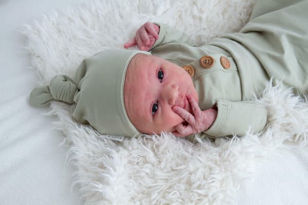 Sage Top Knot Hat - Mama & Ivy